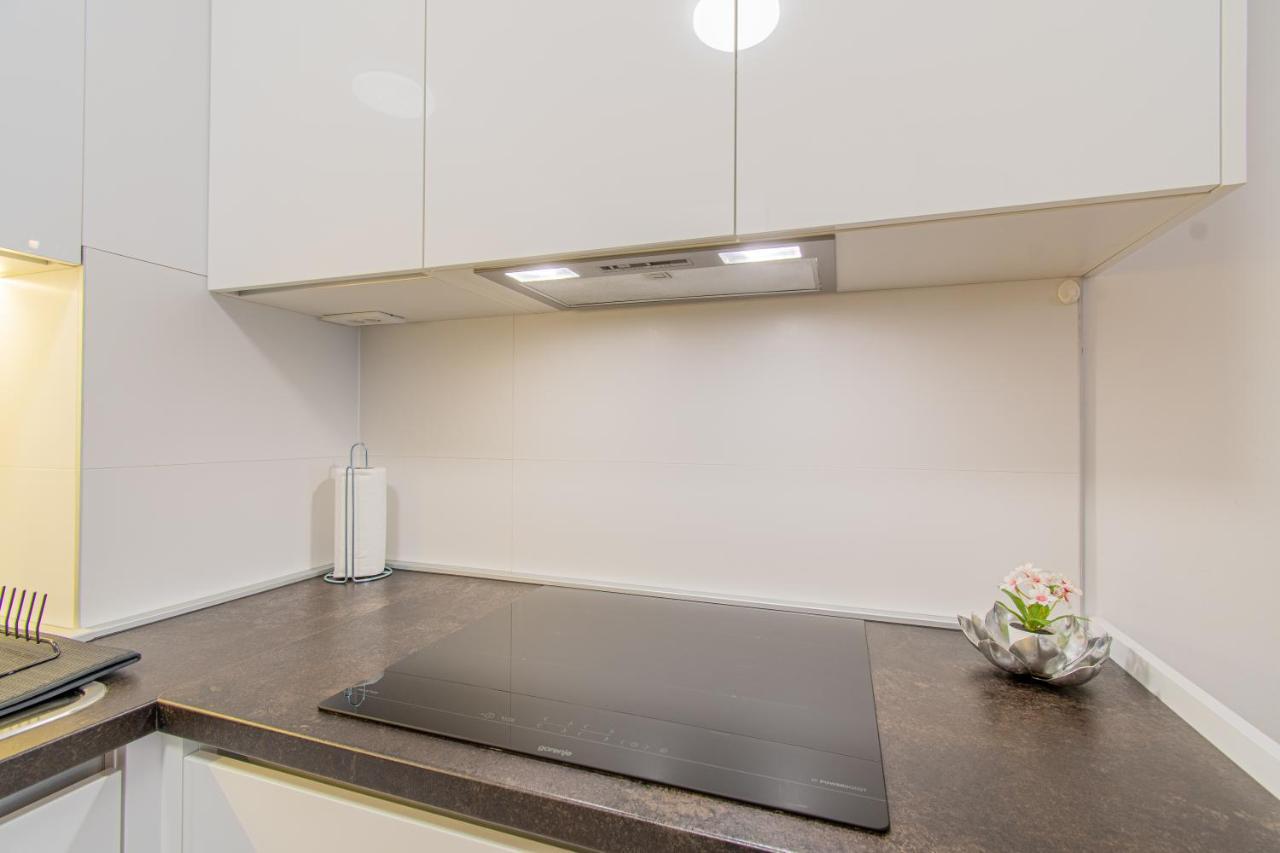 Апартаменты Flexible Selfcheckins 42 - Zagreb - Luxury - Garage Parking - Loggia - Brand New Экстерьер фото